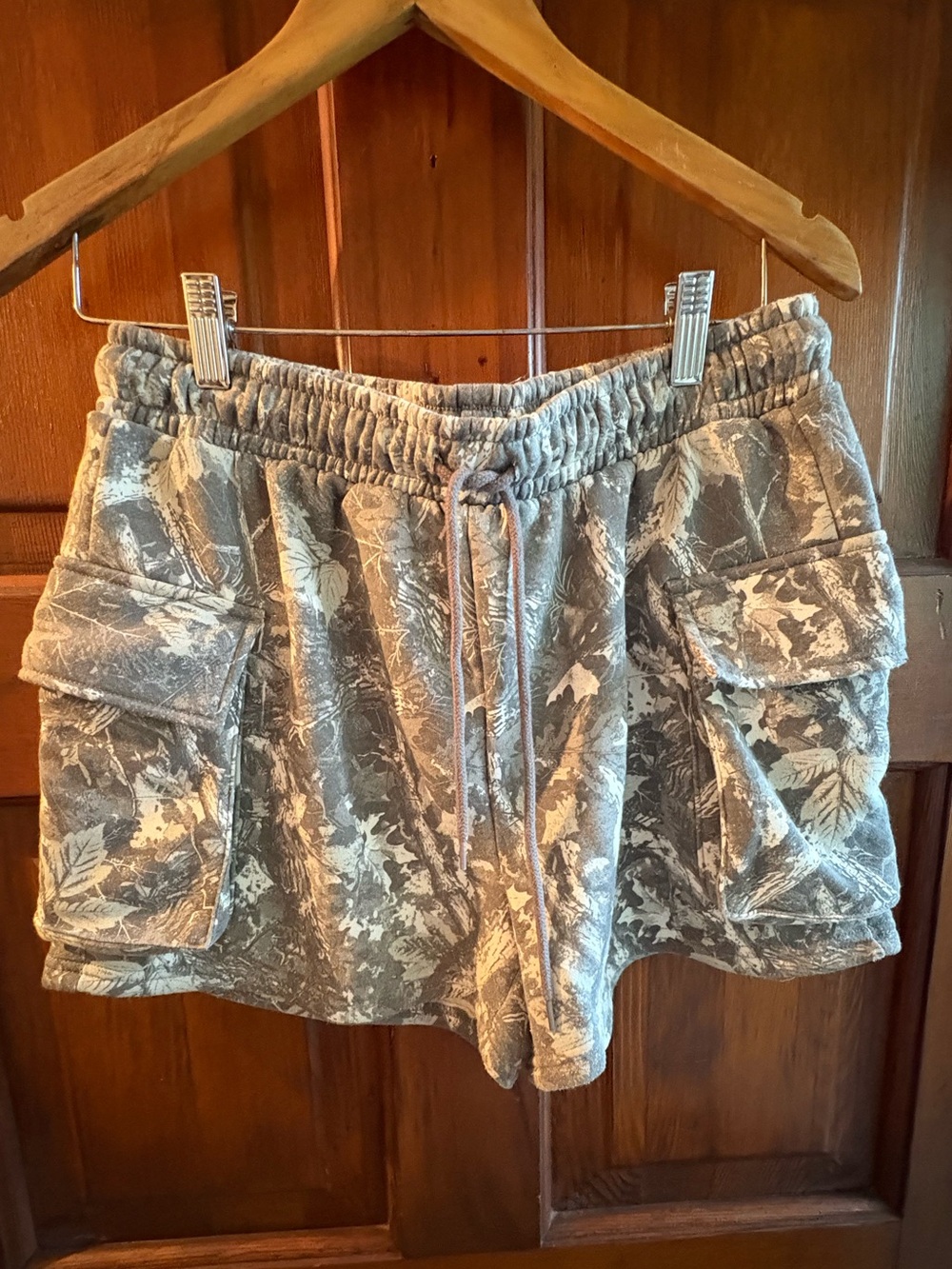 Gray Floral Print Cargo Lounge Shorts - Unbranded